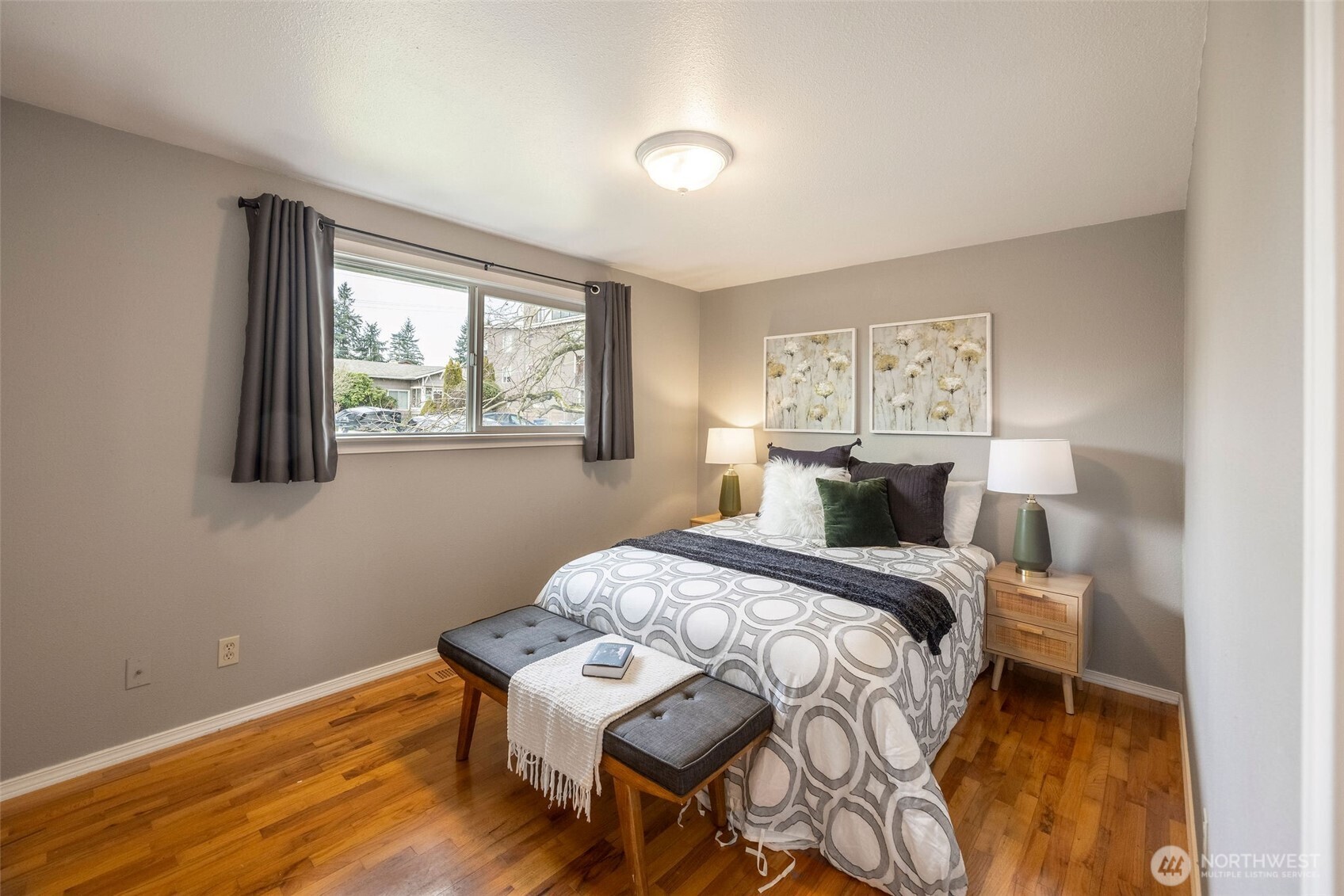 10020 18th Avenue Southwest Seattle, WA 98146 - Photo 9 of 24