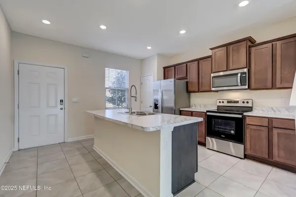 $1,625 | 3978 Oak Mill Road, Orange Park, FL 32065