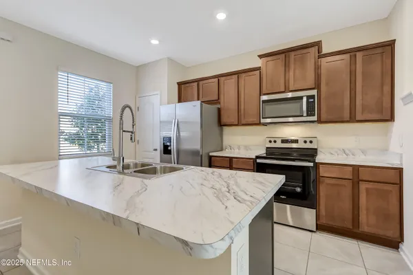 $1,625 | 3978 Oak Mill Road, Orange Park, FL 32065