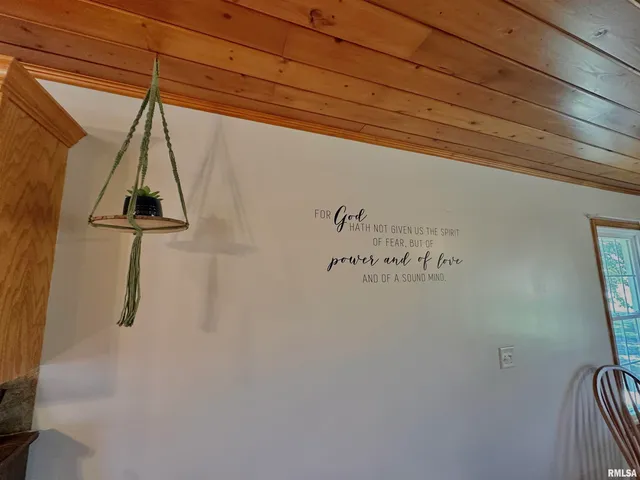 $335,000 | 878 County Road 600N, Sims, IL 62886