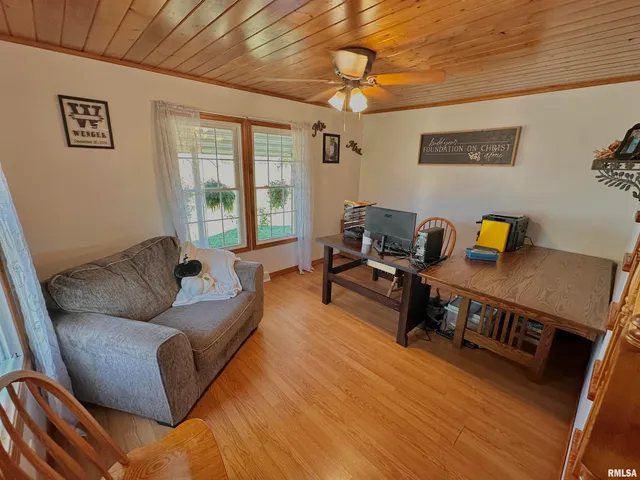 $335,000 | 878 County Road 600N, Sims, IL 62886