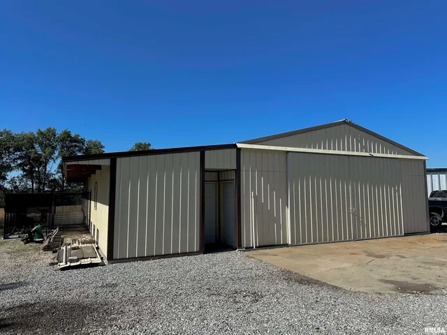 $335,000 | 878 County Road 600N, Sims, IL 62886