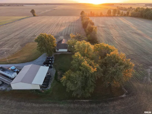 $335,000 | 878 County Road 600N, Sims, IL 62886