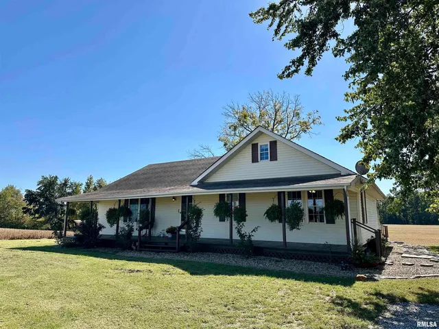 $335,000 | 878 County Road 600N, Sims, IL 62886