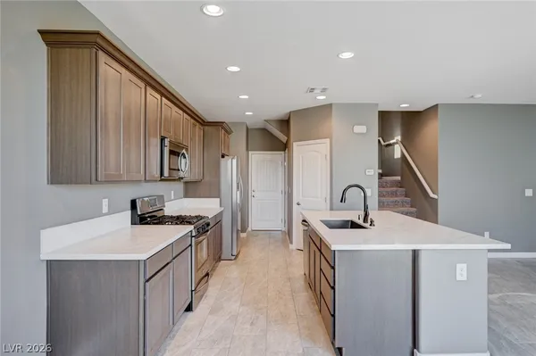 $2,120 | 9214 Blue Agate Street, Las Vegas, NV 89178