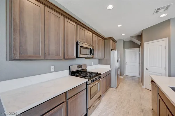 $2,120 | 9214 Blue Agate Street, Las Vegas, NV 89178