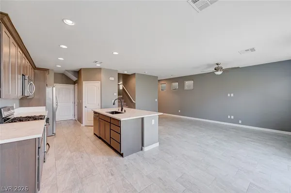$2,120 | 9214 Blue Agate Street, Las Vegas, NV 89178