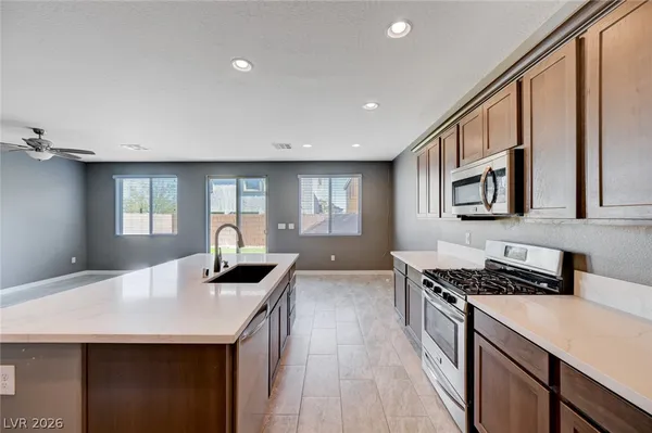 $2,120 | 9214 Blue Agate Street, Las Vegas, NV 89178