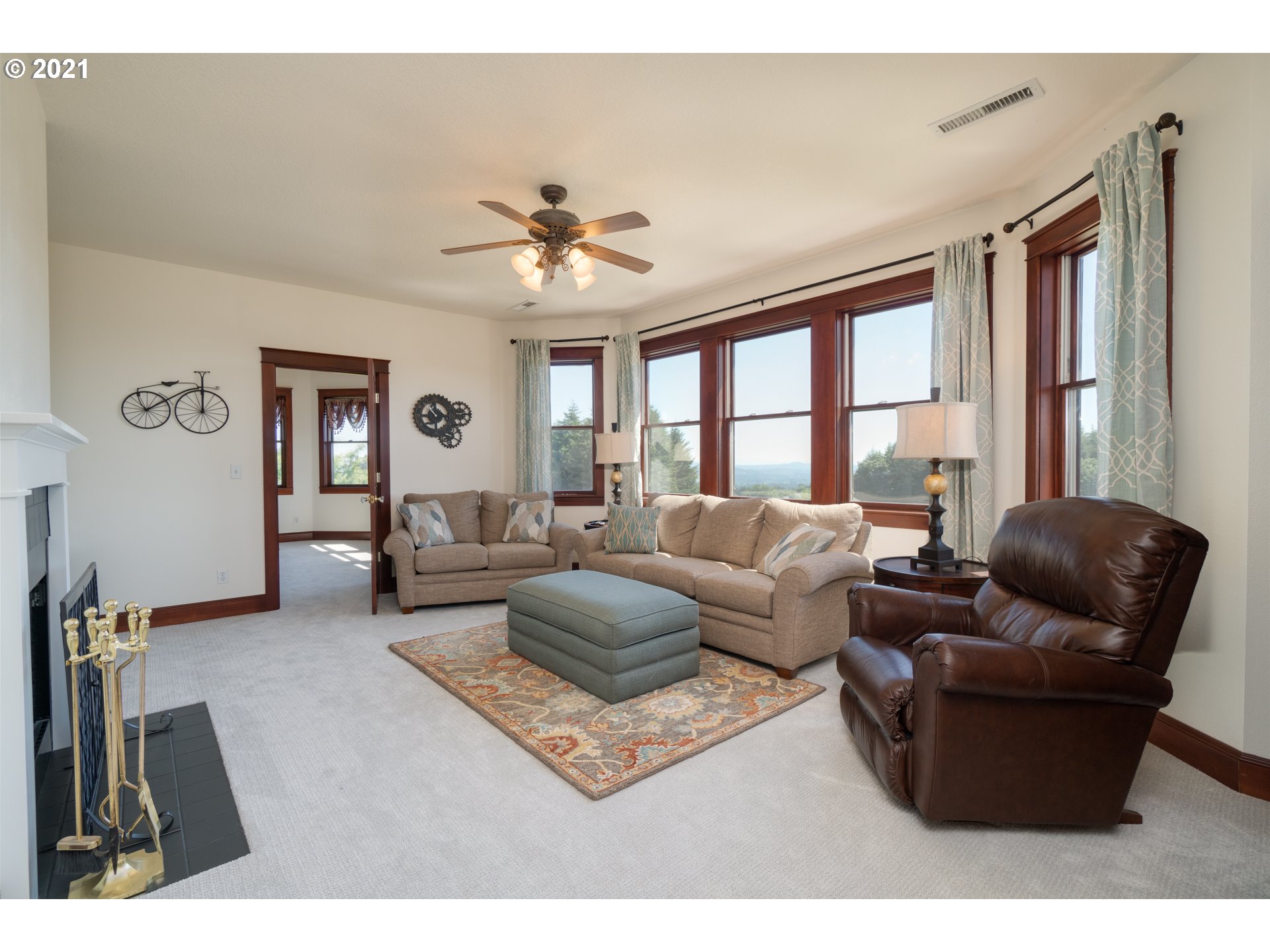 22680 Southwest Kruger Road Sherwood, OR 97140 - Photo 15 of 32 Gallery Image 15
