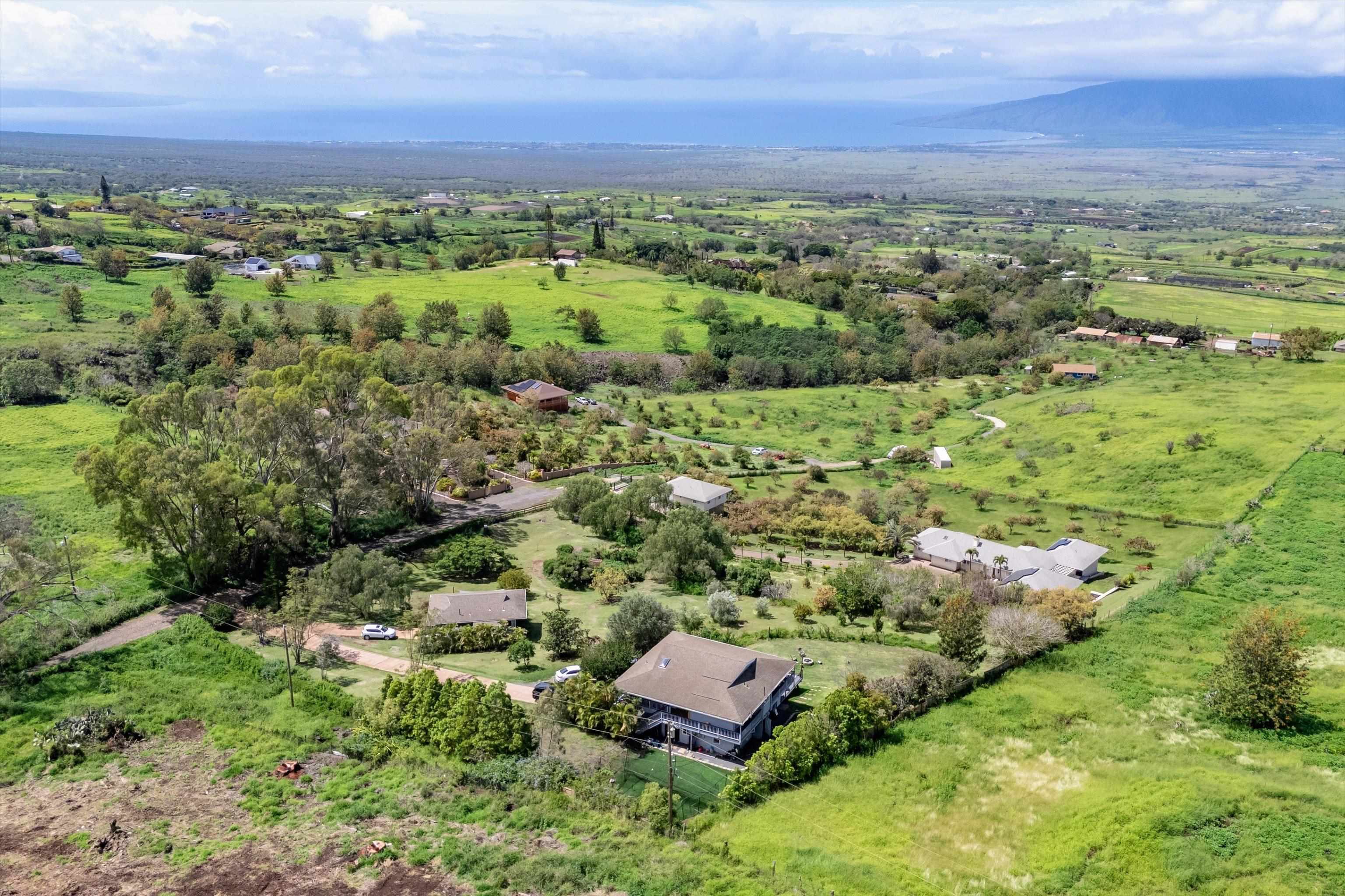 216 Keoni Place Kula, HI 96790 - Photo 28 of 29 view of outdoor space with mountain view