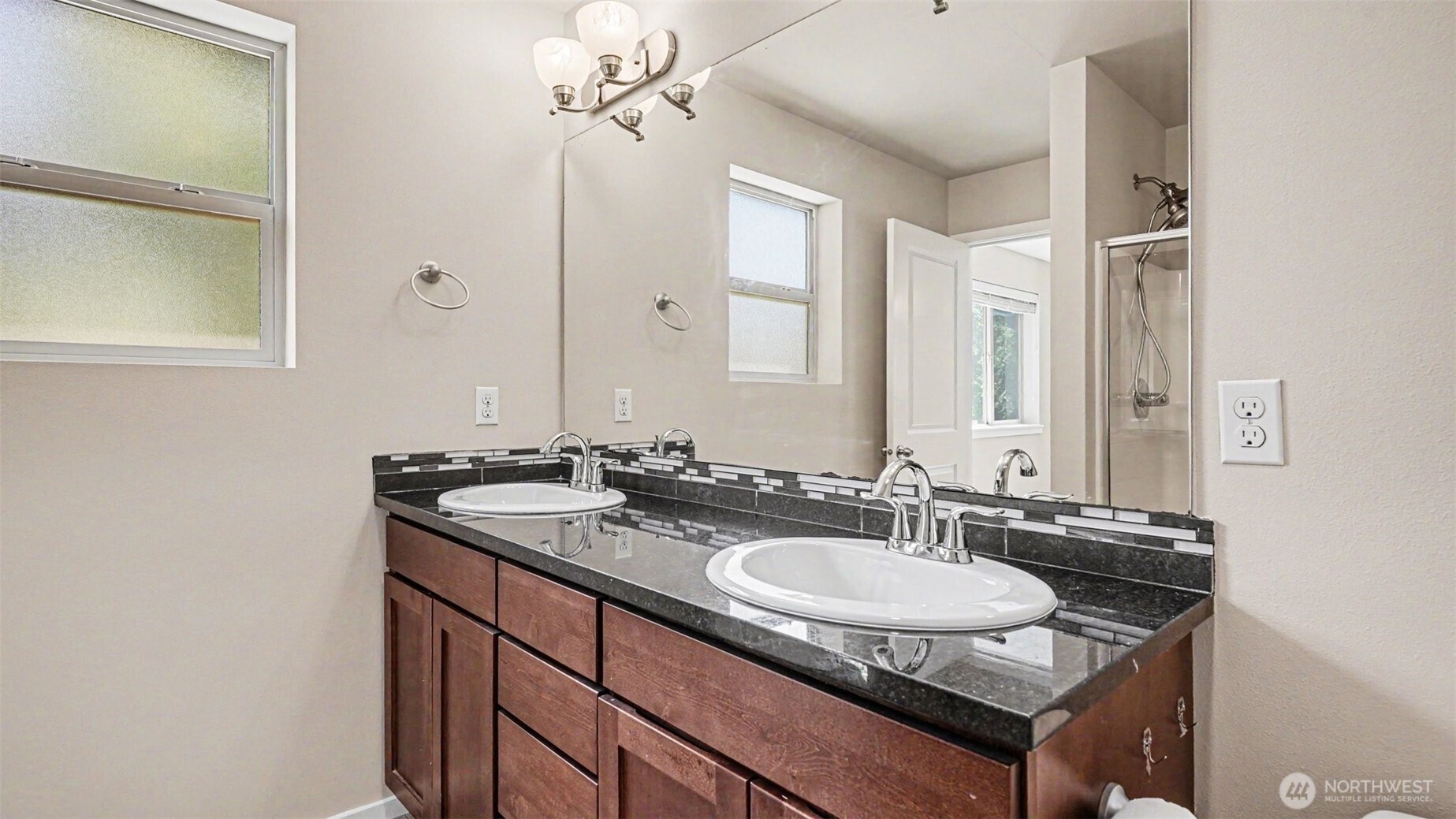 16533 2nd Park Southeast Bothell, WA 98012 - Photo 15 of 31