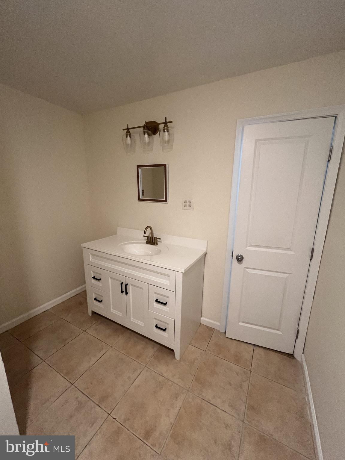 13403 Briarwood Drive Laurel, MD 20708 - Photo 10 of 19 1st Floor Bath View 1