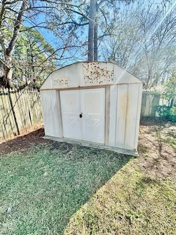 $1,895 | 806 Meadow Lane, Fort Walton Beach, FL 32547