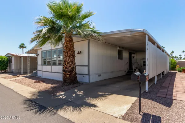 $92,500 | 205 South Higley Road, Unit 300, Mesa, AZ 85206