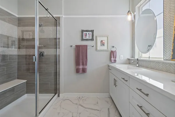$415,000 | 12001 Vista Parke Drive, Unit 1402, Austin, TX 78726