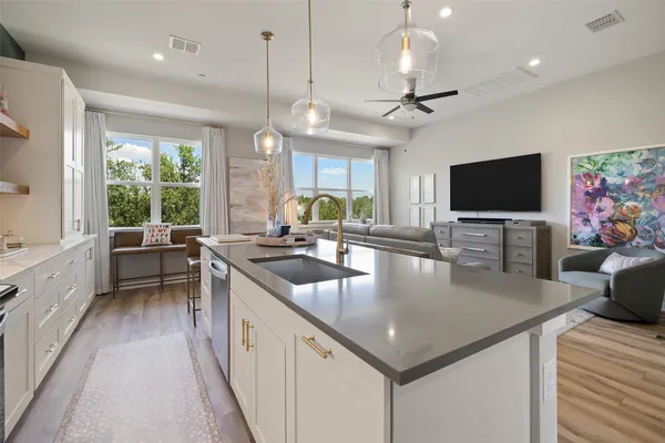 $415,000 | 12001 Vista Parke Drive, Unit 1402, Austin, TX 78726