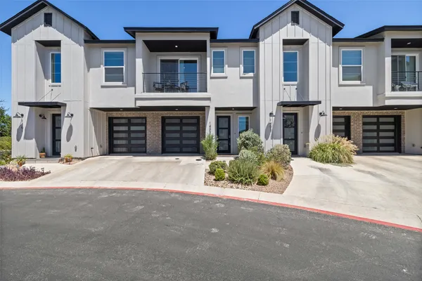 $415,000 | 12001 Vista Parke Drive, Unit 1402, Austin, TX 78726
