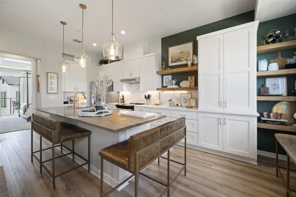 $415,000 | 12001 Vista Parke Drive, Unit 1402, Austin, TX 78726