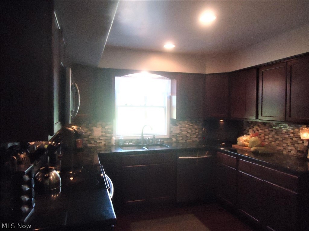 4700 Hewitt Gifford Road Southwest Warren, OH 44481 - Photo 11 of 20