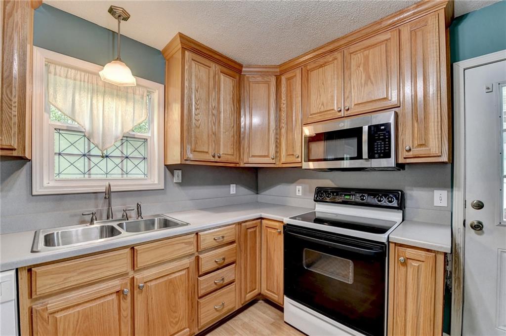 1589 Union Grove Church Road Auburn, GA 30011 - Photo 12 of 28