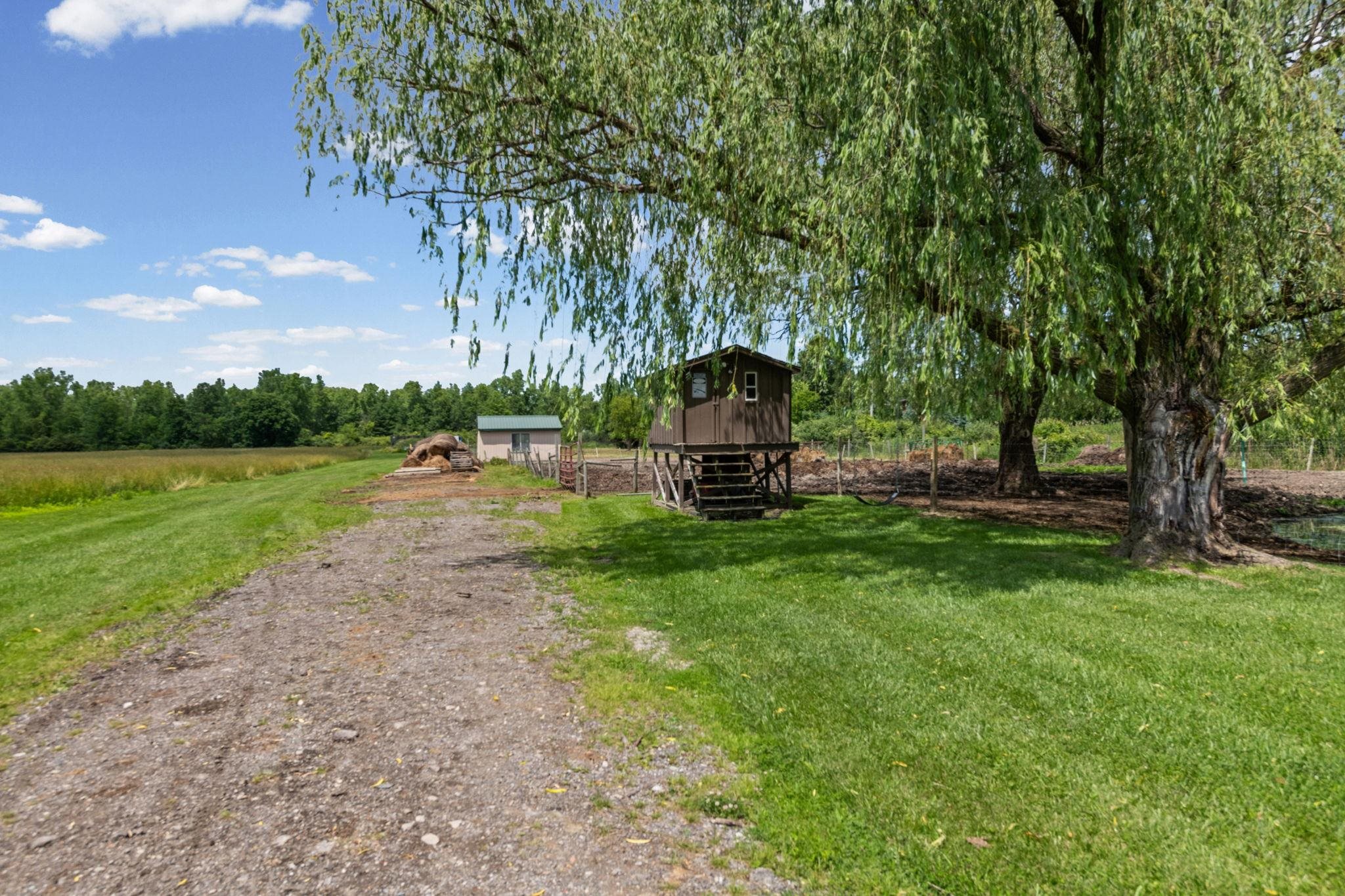 7762 Shea Road Fair Haven, MI 48023 - Photo 33 of 44 50212923-989ee64f-ef53-43f6-8e38-70f00b6bd306.JPG
