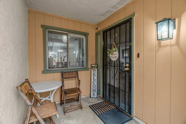 $630,000 | 807 East Laurel Oak Drive, Unit 46, Azusa, CA 91702