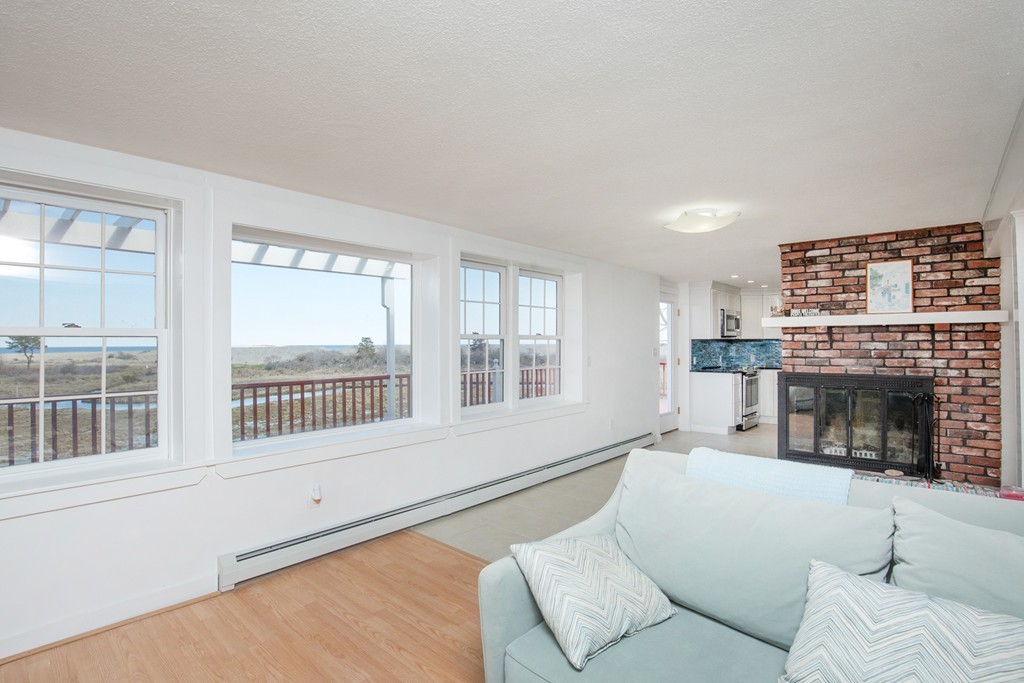 81 Thatcher Road Rockport, MA 01966 - Photo 3 of 24