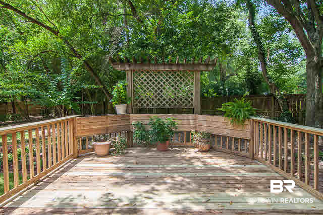 351 Thornton Place Mobile, AL 36609 - Photo 19 of 22 Deck