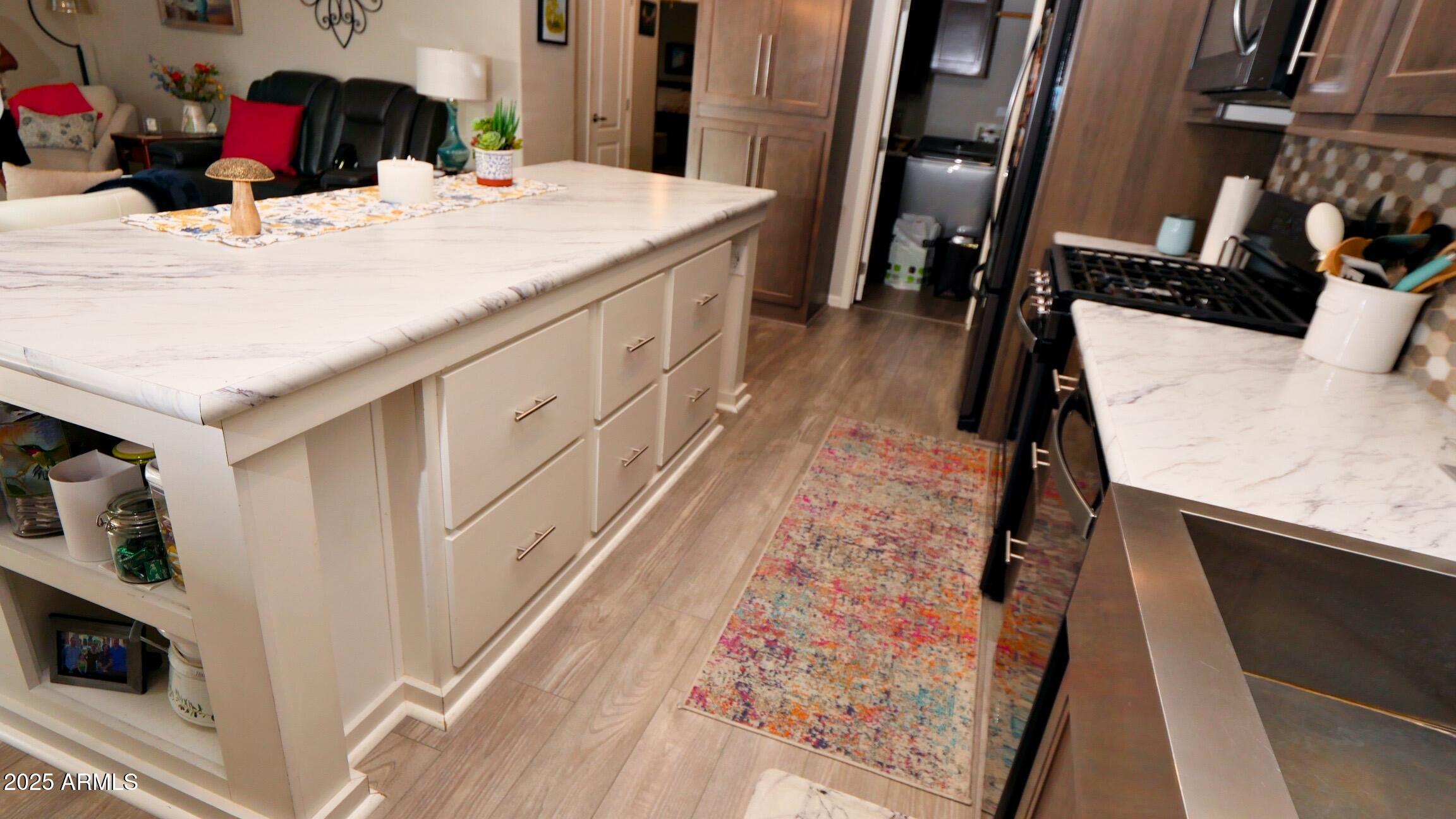 2929 East Main Street, Unit 116 Mesa, AZ 85213 - Photo 6 of 39 a very nice looking room with a large bed