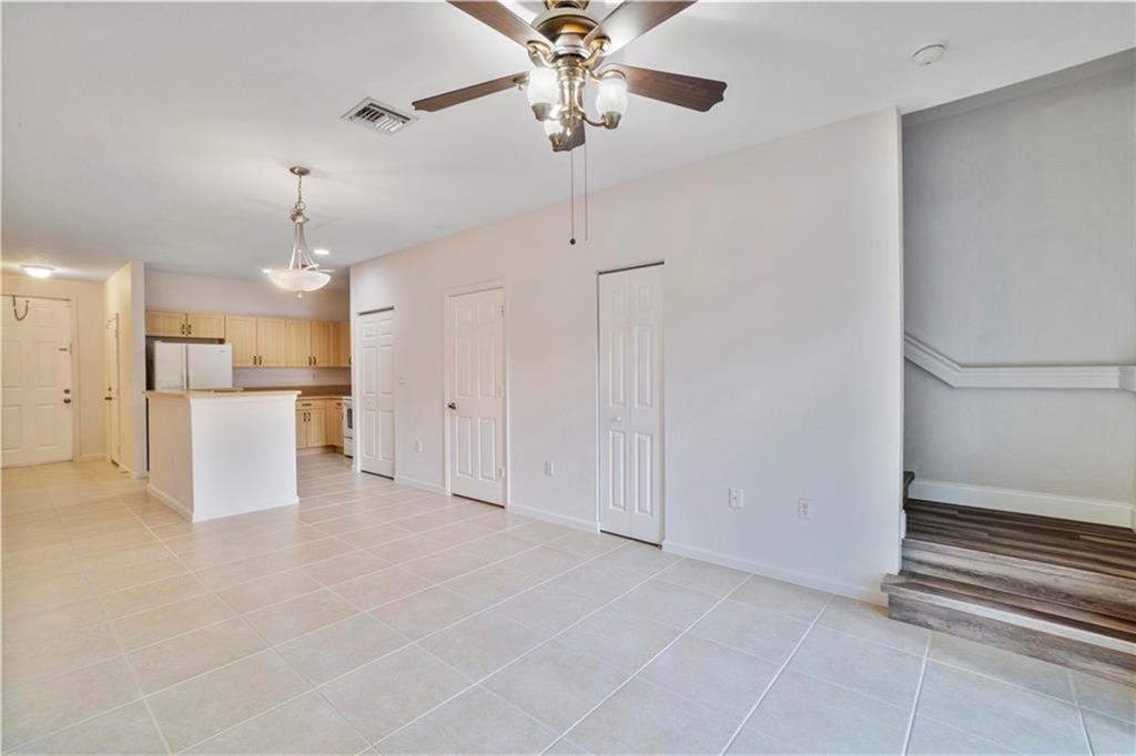 6373 Landings Way Tamarac, FL 33321 - Photo 5 of 25