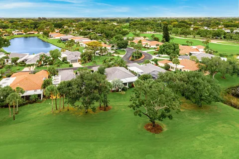 $824,900 | 46 Woods Lane, Boynton Beach, FL 33436