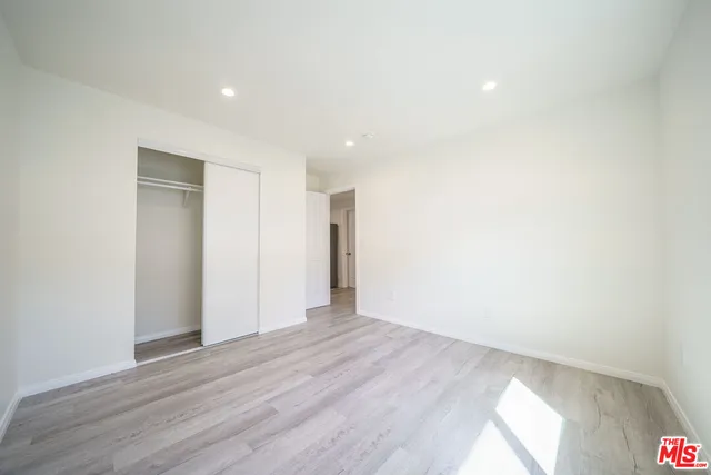 $2,750 | 229 East 85th Street, Unit 231 12, Los Angeles, CA 90003