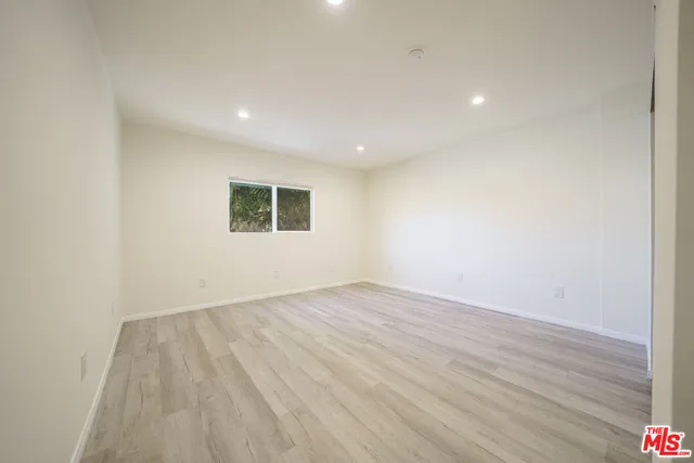 $2,750 | 229 East 85th Street, Unit 231 12, Los Angeles, CA 90003