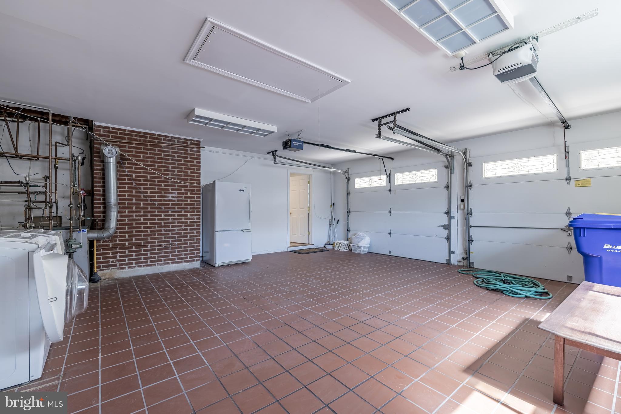 2460 Bennett Point Road Queenstown, MD 21658 - Photo 52 of 95 Garage