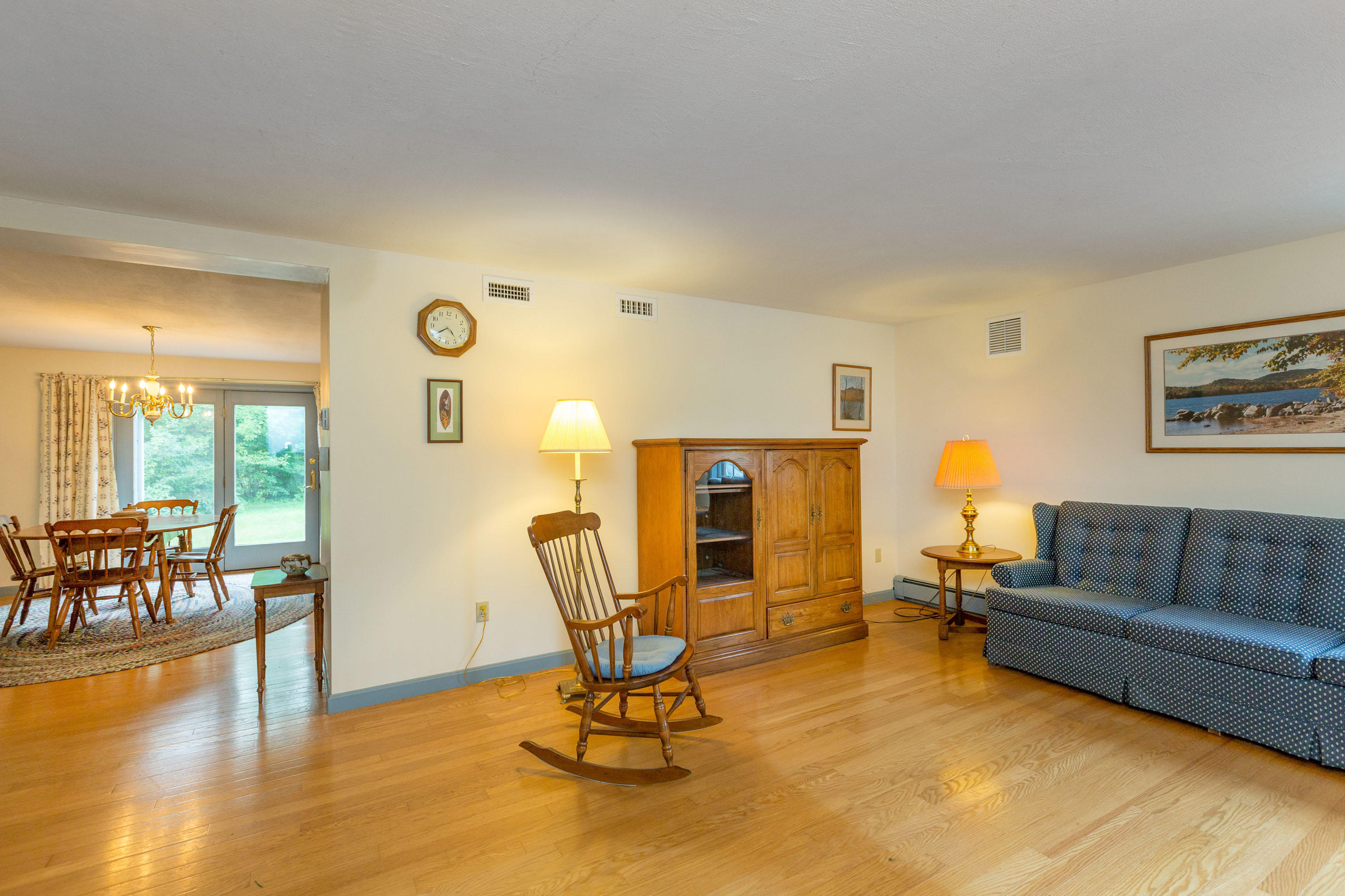 17 Birch Meadow Road Brunswick, ME 04011 - Photo 3 of 29 Birch Meadow_Baribeau_05
