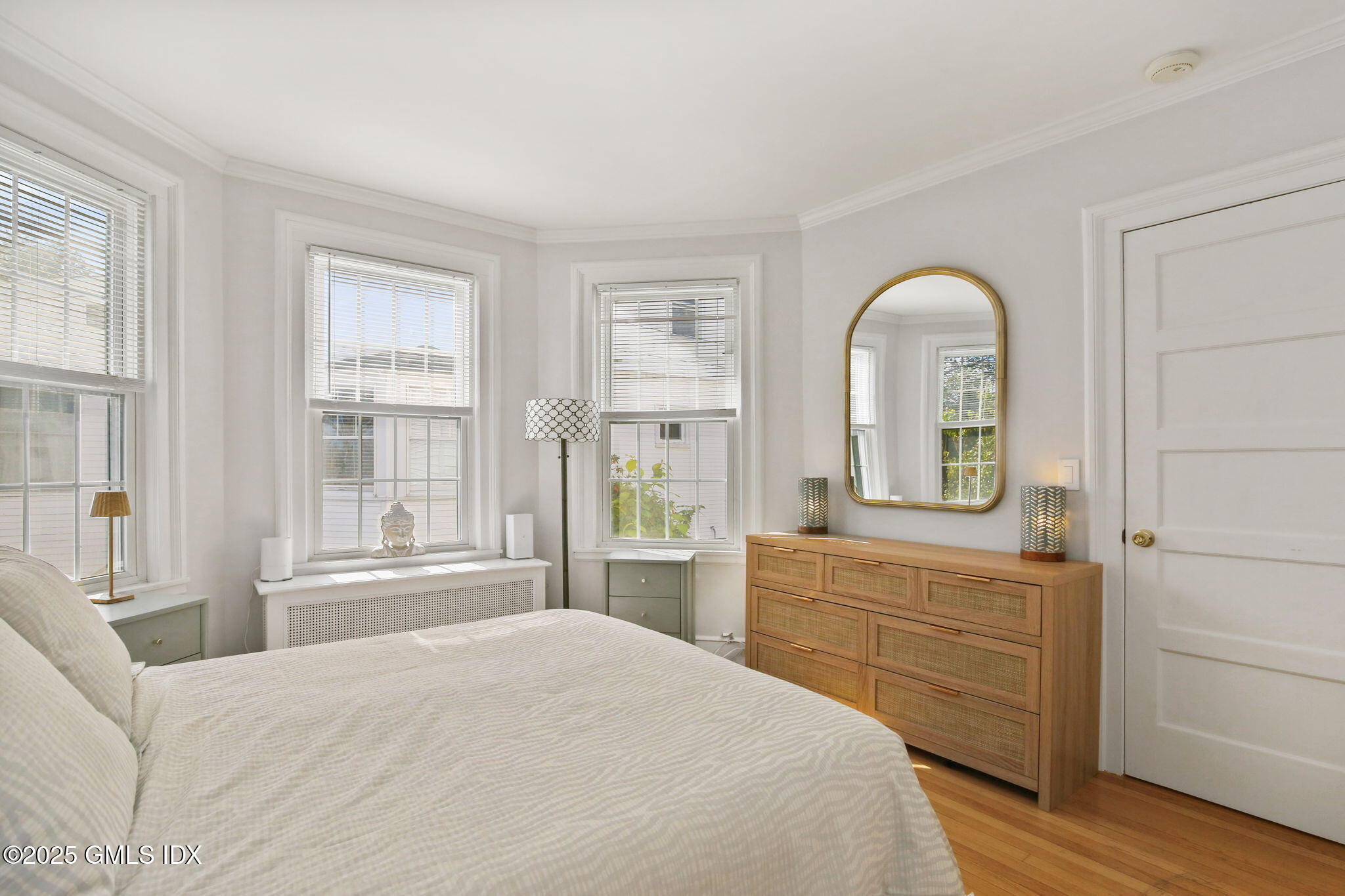 41 Ridge Street, Unit 1 Greenwich, CT 06830 - Photo 21 of 41 10-web-or-mls-41-ridge-st-unit-1