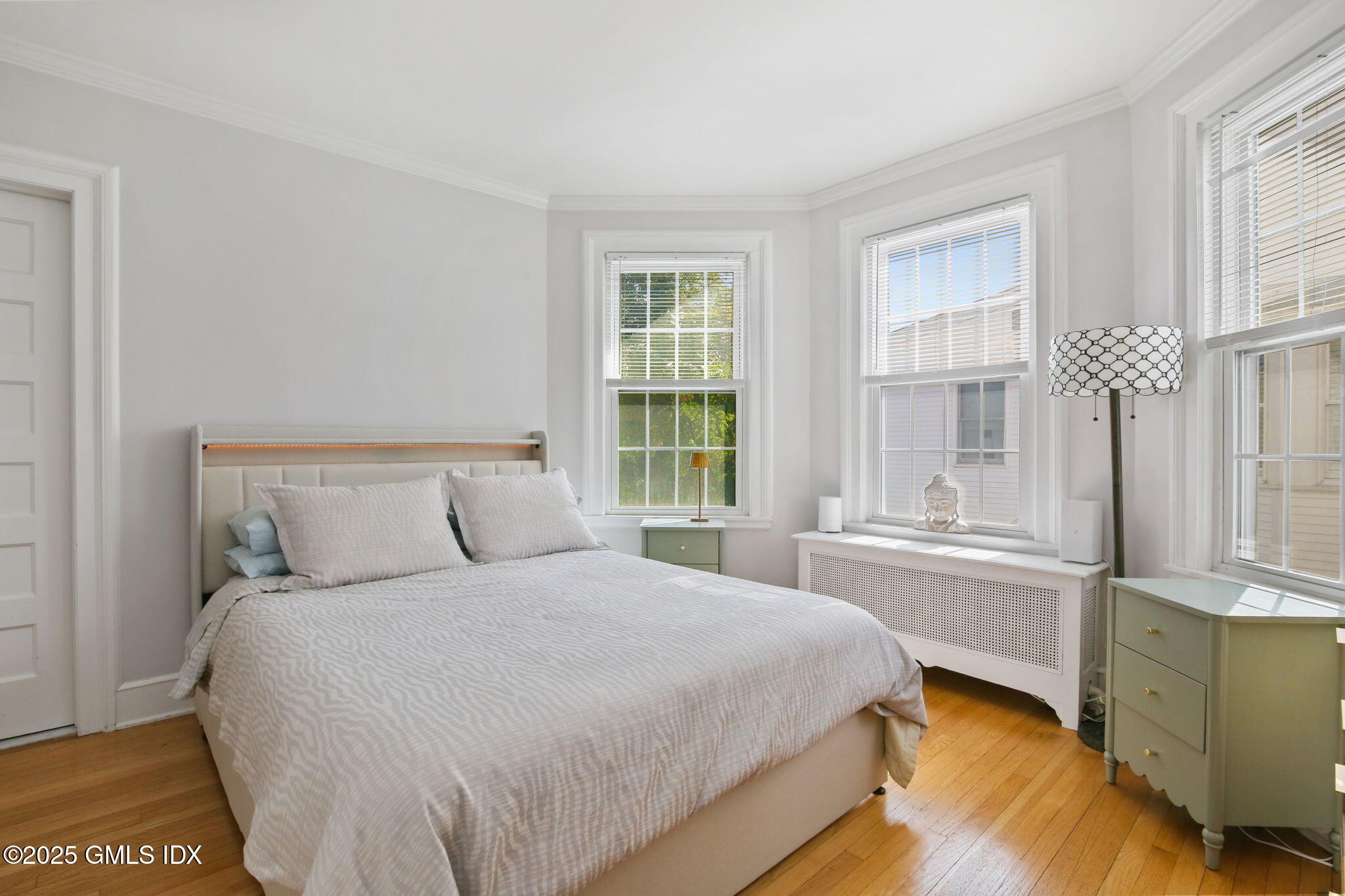 41 Ridge Street, Unit 1 Greenwich, CT 06830 - Photo 22 of 41 11-web-or-mls-41-ridge-st-unit-1