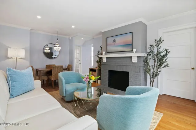 $6,700 | 41 Ridge Street, Unit 1, Greenwich, CT 06830