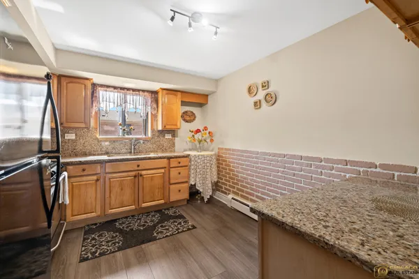 $235,000 | 5323 North Delphia Avenue, Unit 323W, Chicago, IL 60656