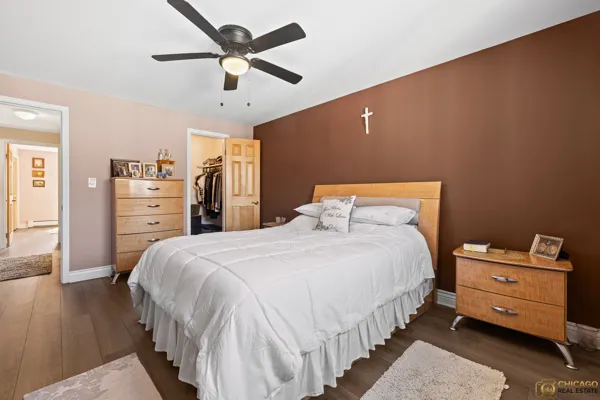 $235,000 | 5323 North Delphia Avenue, Unit 323W, Chicago, IL 60656