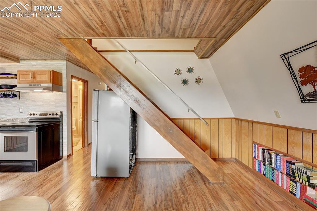 67 Pine Street Rye, CO 81069 - Photo 30 of 42 a view of an entryway with wooden floor