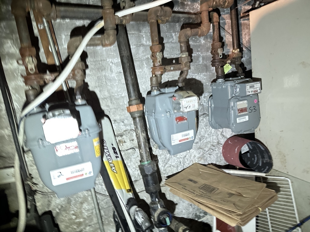 9 Carter Street Everett, MA 02149 - Photo 4 of 22