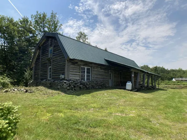 $397,500 | 88 Hanson Road, China, ME 04358