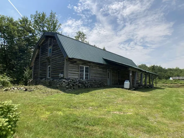 $399,900 | 88 Hanson Road, China, ME 04358