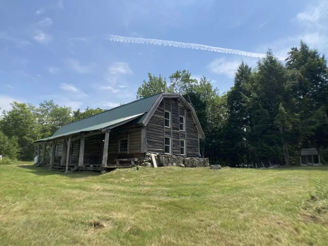$399,900 | 88 Hanson Road, China, ME 04358