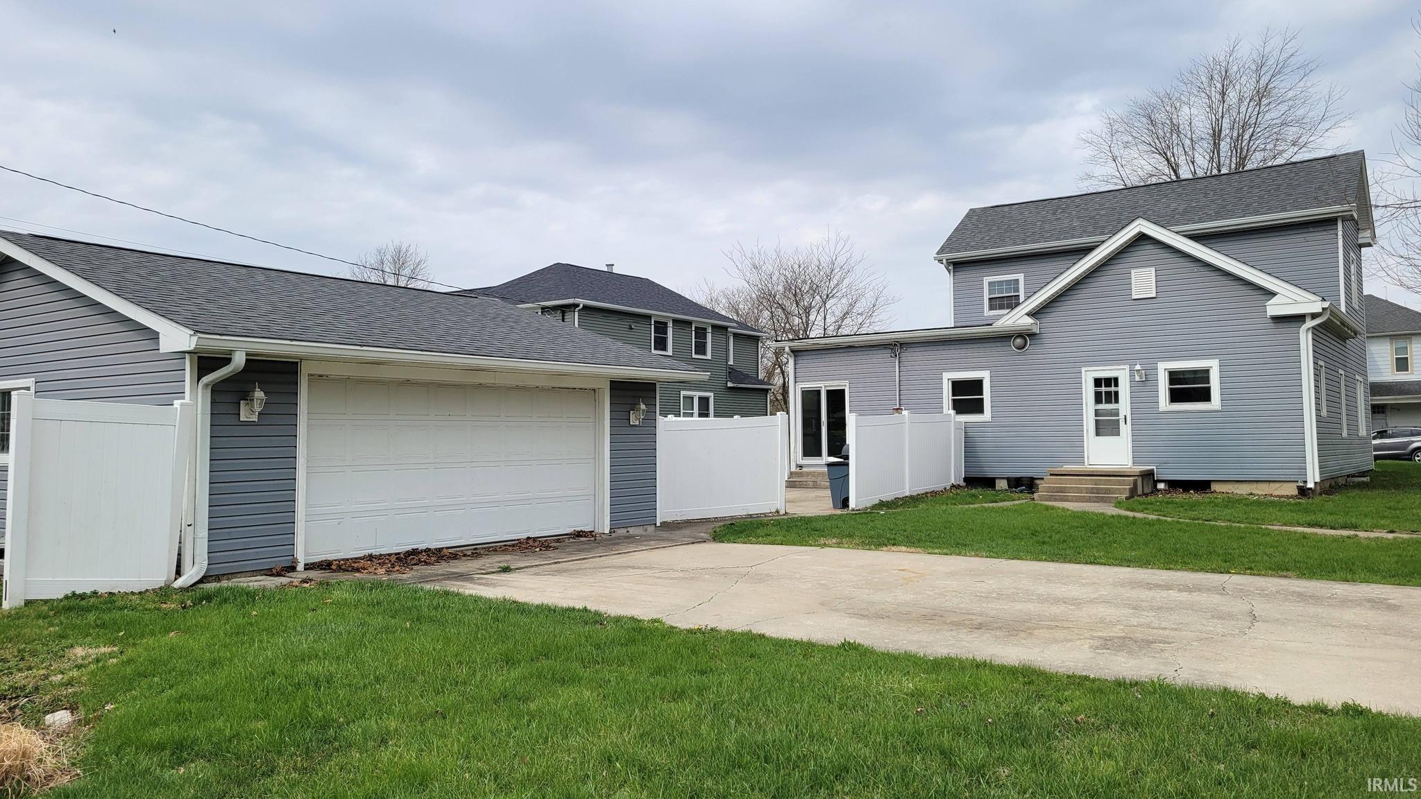 326 North Main Street Warren, IN 46792 - Photo 6 of 35