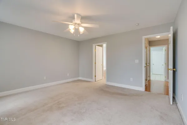 $2,500 | 205 Rockingham Meadows Drive, Unit 16, Johnson City, TN 37615