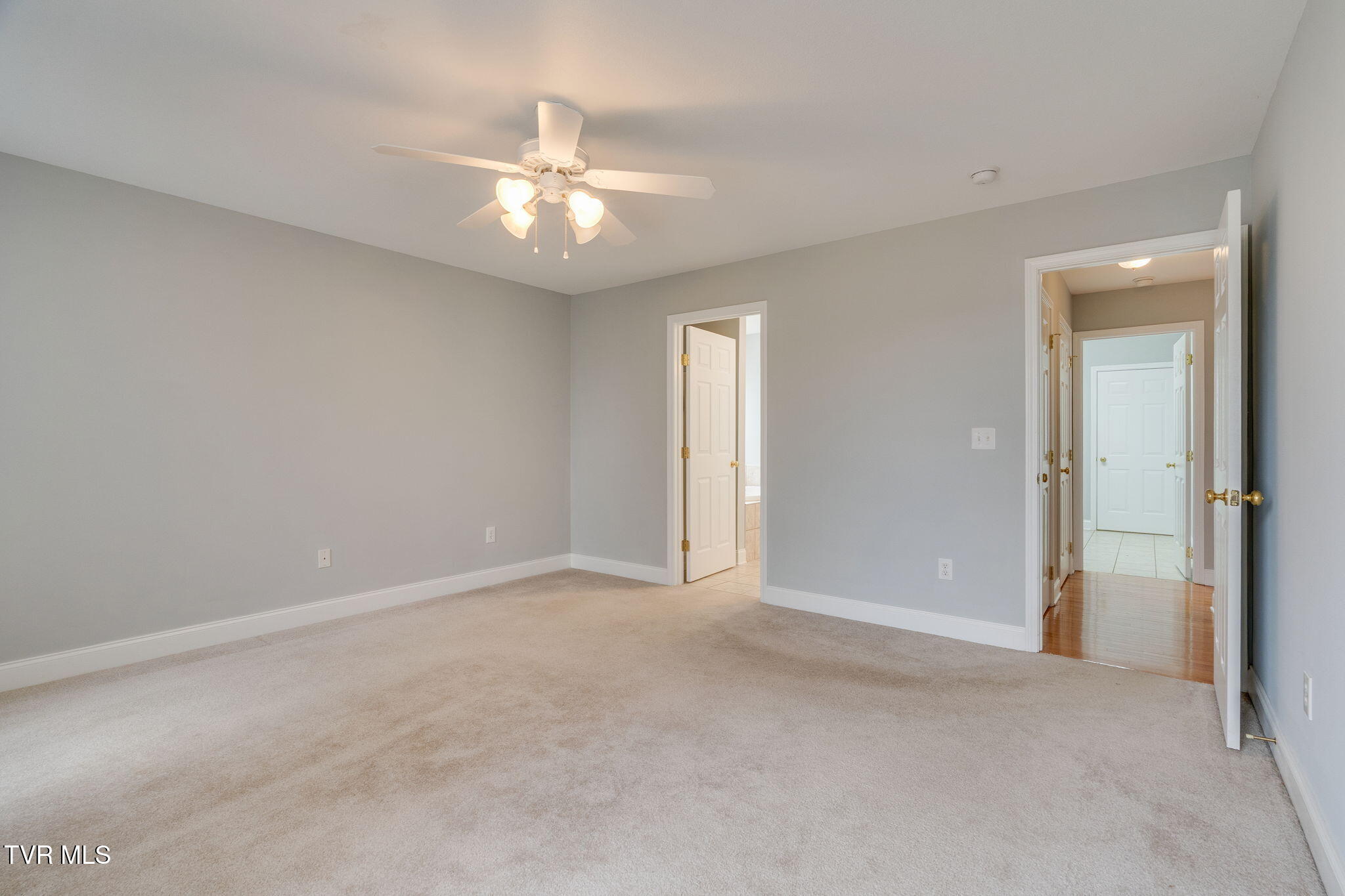 205 Rockingham Meadows Drive, Unit 16 Johnson City, TN 37615 - Photo 16 of 30 016