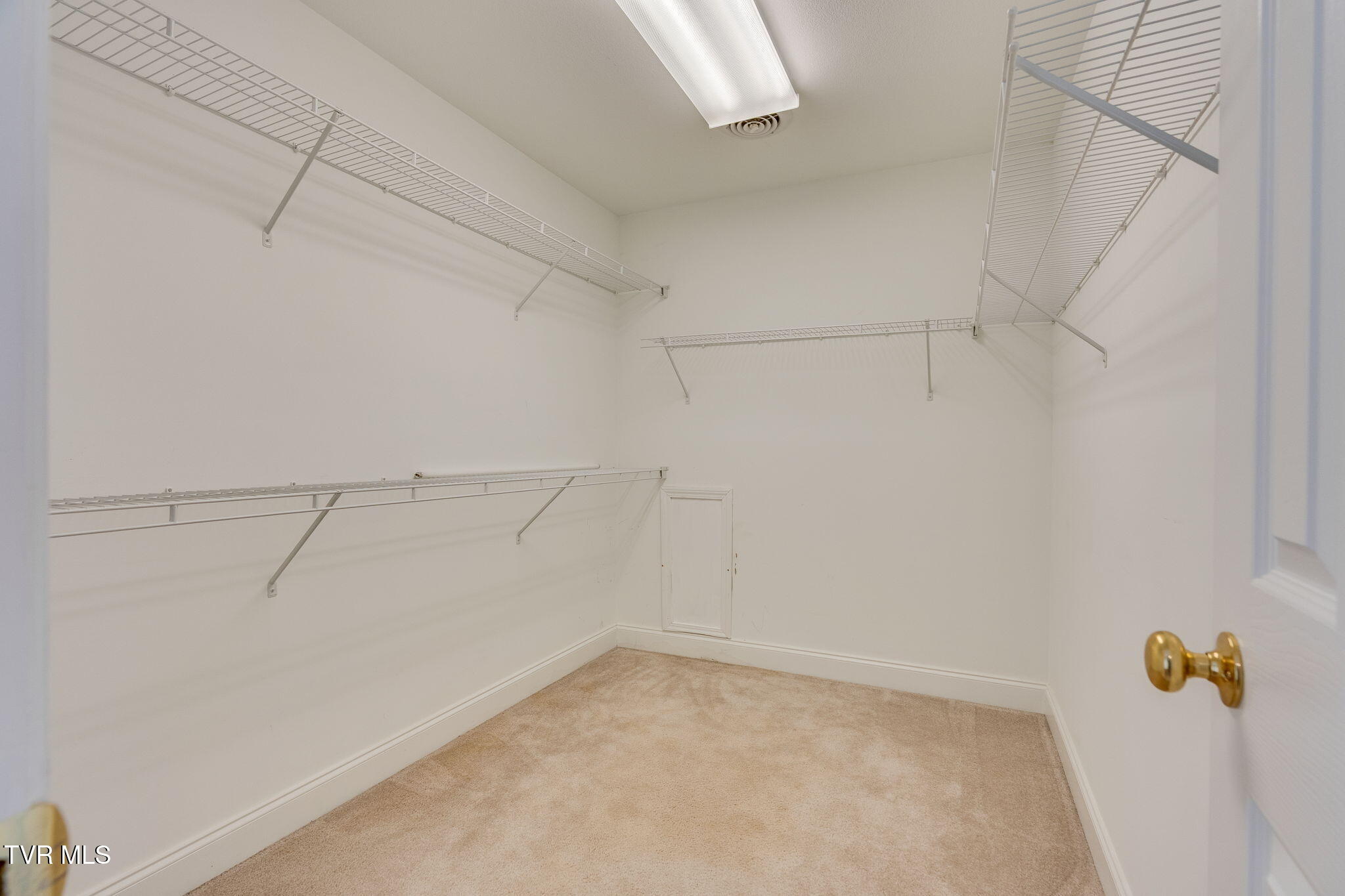 205 Rockingham Meadows Drive, Unit 16 Johnson City, TN 37615 - Photo 21 of 30 021