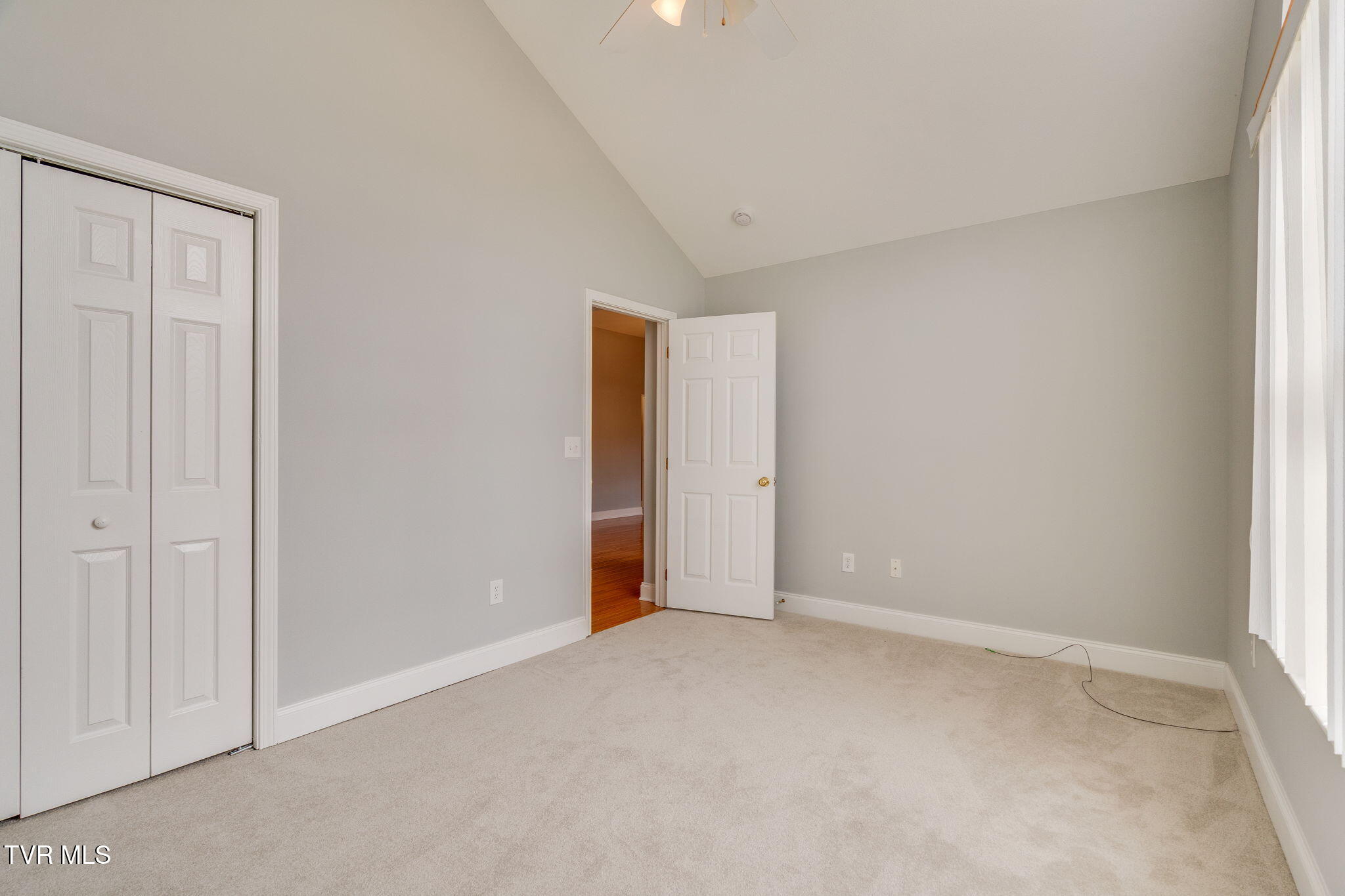 205 Rockingham Meadows Drive, Unit 16 Johnson City, TN 37615 - Photo 24 of 30 024